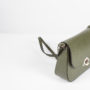 pochette-con-tracolla-verde-in-pelle-made-in-italy-linda-by-linda-04